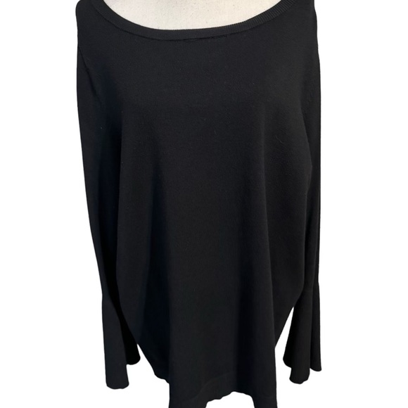 * ❤️PERFECT for FALL/WINTER LANE BRYANT BLACK SWEATER FLUTED SLEEVES 18/20 - Picture 2 of 7